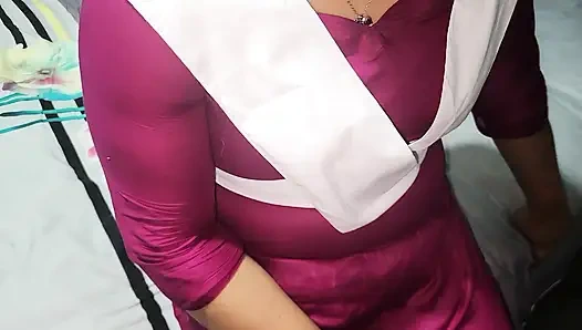 StepCousin erkek arkadaşıyla film izlerken yakalandı ve sikildi bölüm 01