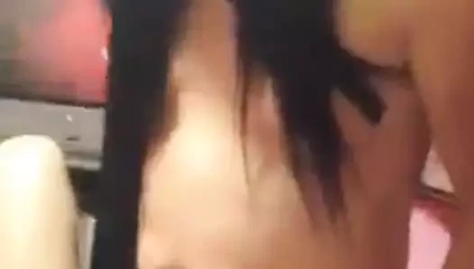 Travesti bile am sikiyor sen hala....