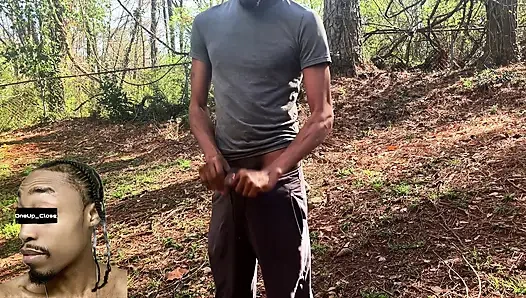 Parkta herkesin içinde yarakla meydan okuma...