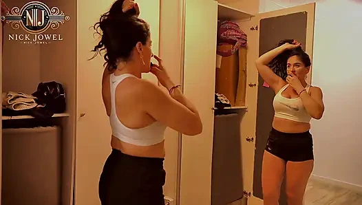 Nemfomanyak üvey anne Stella Osorio, üvey oğlu Nick Jowel'i sikiyor!