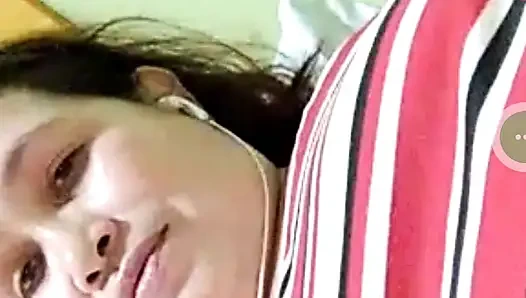 Götlü kadın sikimi emiyor spermimi yutmak istiyor