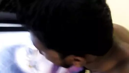 Sneha munda icecream yalamak haraç