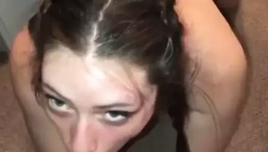 amatör norveç esmer gelen fitteeu tarafından ev yapımı oral seks