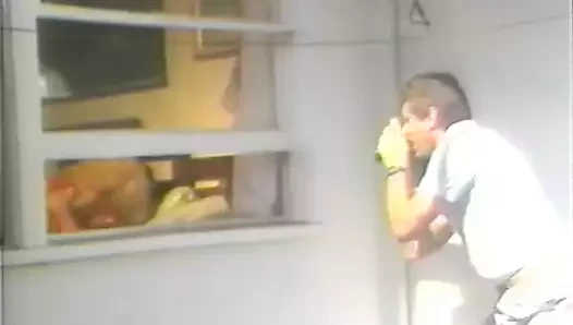 sürpriz tarafından yakalandı