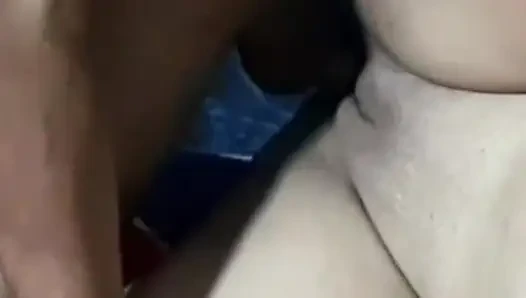 Hintli evli kadın sert sikişiyor - hotal'da