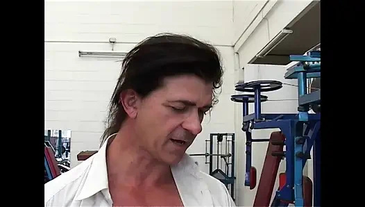 Şişman kadınları sikmek asla yeterli olmaz