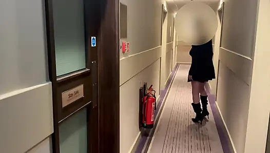 Otel merdivenlerinde