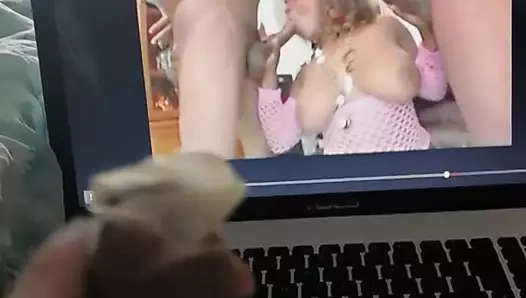 Tribut v. sevgililer günü