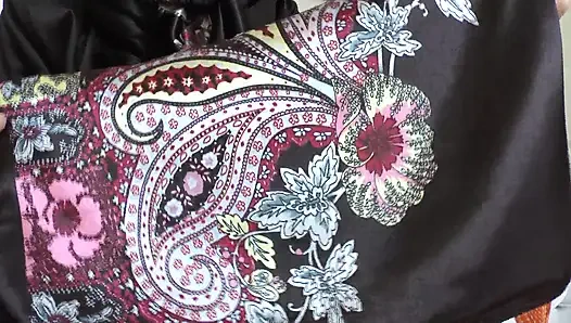 Paskalyada saten atkımın üzerine boşalabilirsiniz, Lady Victoria Valente