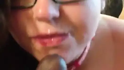 Tombul beyaz kız bbc tükürdü