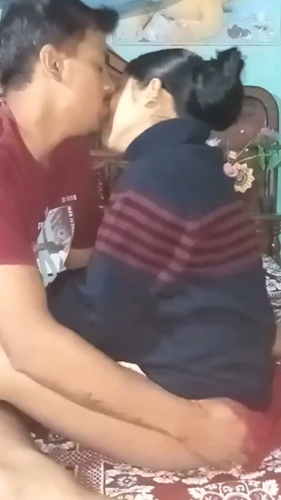 Bihari bhabhi, dewar’ını masturbation yaparken gördü | Bölüm 1