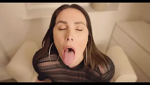 Paige karısı dışarıdayken aldatan komşusunu sikiyor