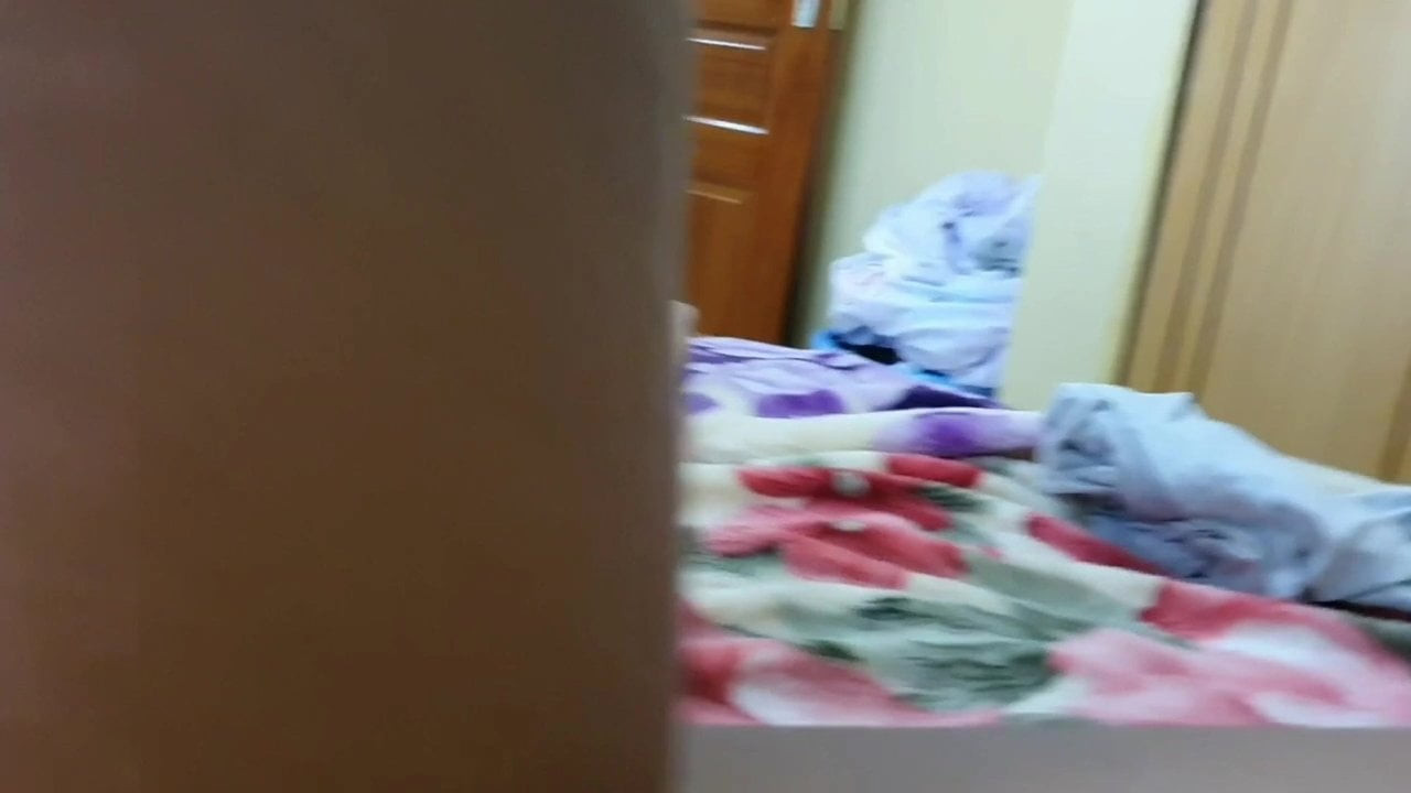 Üvey kardeş yakalandı Mastürbasyon tarafından üvey, yakın, kamera