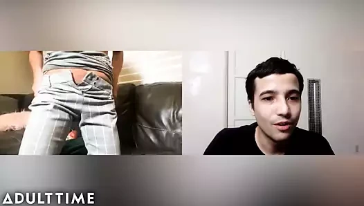 Yetişkin zamanı - olgun payton salonu üvey torunu için sıcak