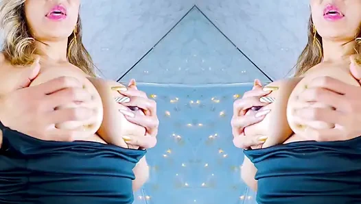 Seksi olgun göğüslerini sütle kapatmanı istiyor!!