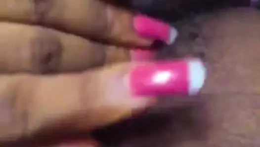 Güzel Roselee canlı bir videoda kendine dokunuyor viral