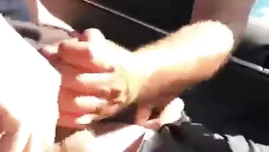 El Don me la jala rico y me hace venir