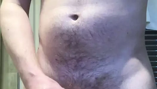 Bir gün boşalıyor