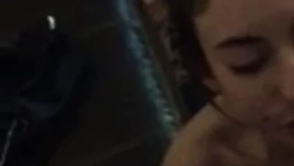 Evet kız arkadaş boşalıyor