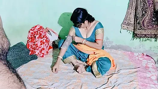 Üvey oğul üvey annesiyle seks yapıyor. Penisini vajinasına sokuyor. Seks videosu