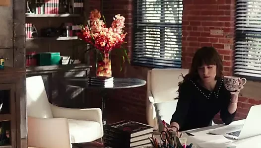 Dakota johnson, elli gölge serbest bırakıldı