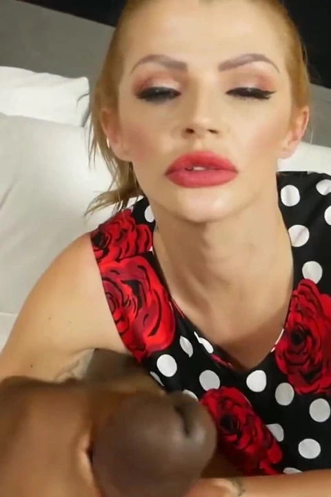Pornstarplatinum ateşli orta yaşlı seksi kadın joslyn james ırklararası sikiliyor