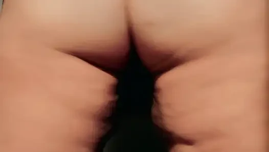 İri güzel kadın shyskiesxx şişman göt