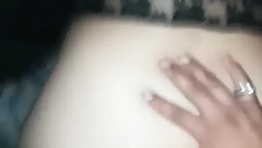 Dörtlü hizmetçi sikimi içine soktum