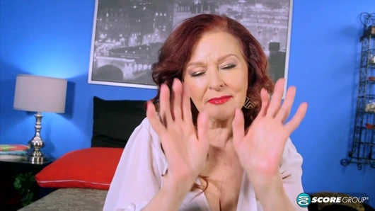 73 yaşındaki ateşli amcığı sik!