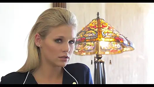 İnanılmaz ateşli vücut ve mastürbasyon