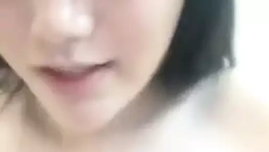 Asyalı anonla sikişiyor