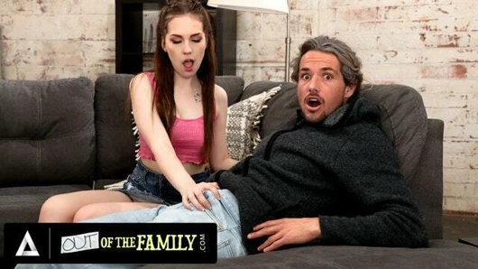 Ben taşındıktan sonra üvey babam benim kedi ve kıçımı parçaladı