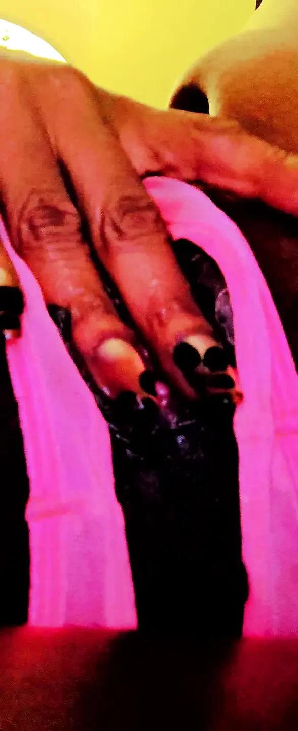 Pretty ass pink pussy