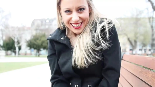 Kızları ve erkekleri öğreten adım anneleri