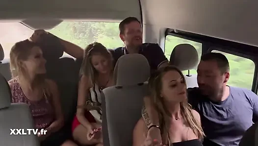 Rebecca Volpetti ve Tiffany Leiddi ile Meksika'da dörtlü seks