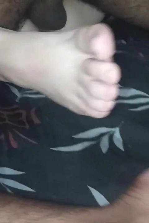 Kocasından büyük yaraklı arkadaşını aramasını istiyor