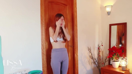 Yanlışlıkla yoga pantolonuma işedim