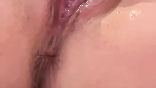 Fisting, squirting and masturbating in the bathtub