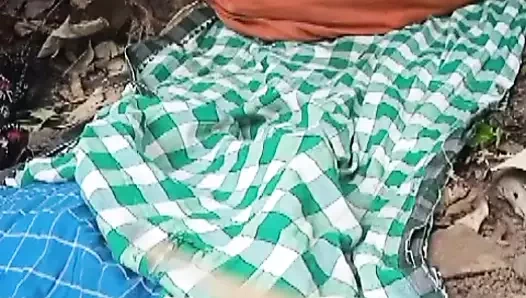 Hintçe ve İngiliz chudai beni ormana sokuyor