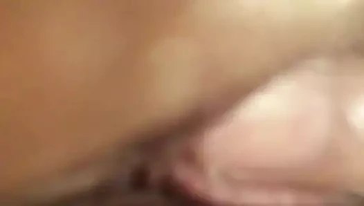 Dik anneanne parmaklar ona sıkı kedi