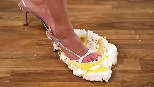 Turta ezme topuklu ayakkabılar