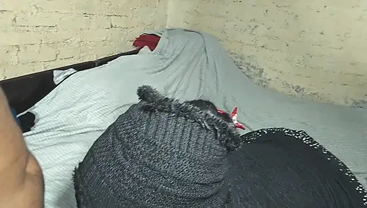 Loade ko mango ki tarah chusti hai