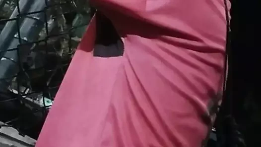 Pai apertando seu pau depois do futebol