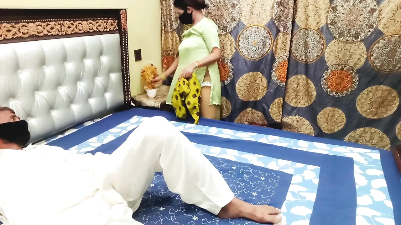 Big Boobs Indian Desi House Maid ko G ny Chod Diya G ny Chut he phar Dali Clear Hindi Audio