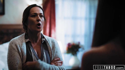 Saf tabu, kyler quinn üvey anne ve üvey babasıyla yakalandı