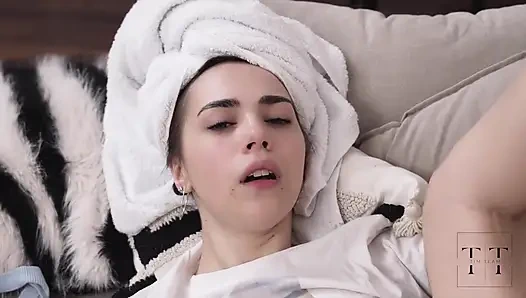 Tehlikeli! O kadar derinlere girdi ki... Tam Video 4K HD Tim Takımı