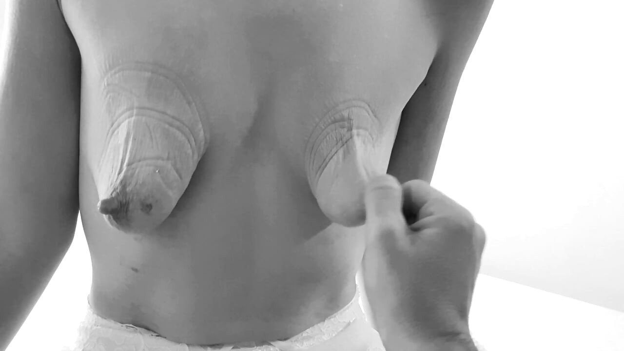 Fermuarlı sarkık memelere işkence - bdsmlovers91