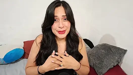 Asmr rol yapma komşun seninle flört ediyor