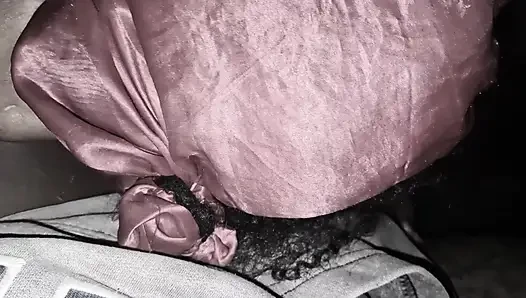 Üvey annemi kocamı sikmesi için aldım ve üvey babam buna izin verdi