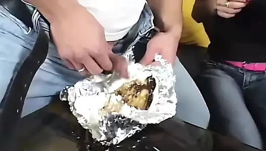 Nikky sarışın seks ve oyuncakları seviyor